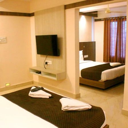 Hotel Sakura Inn Hosur Exterior photo